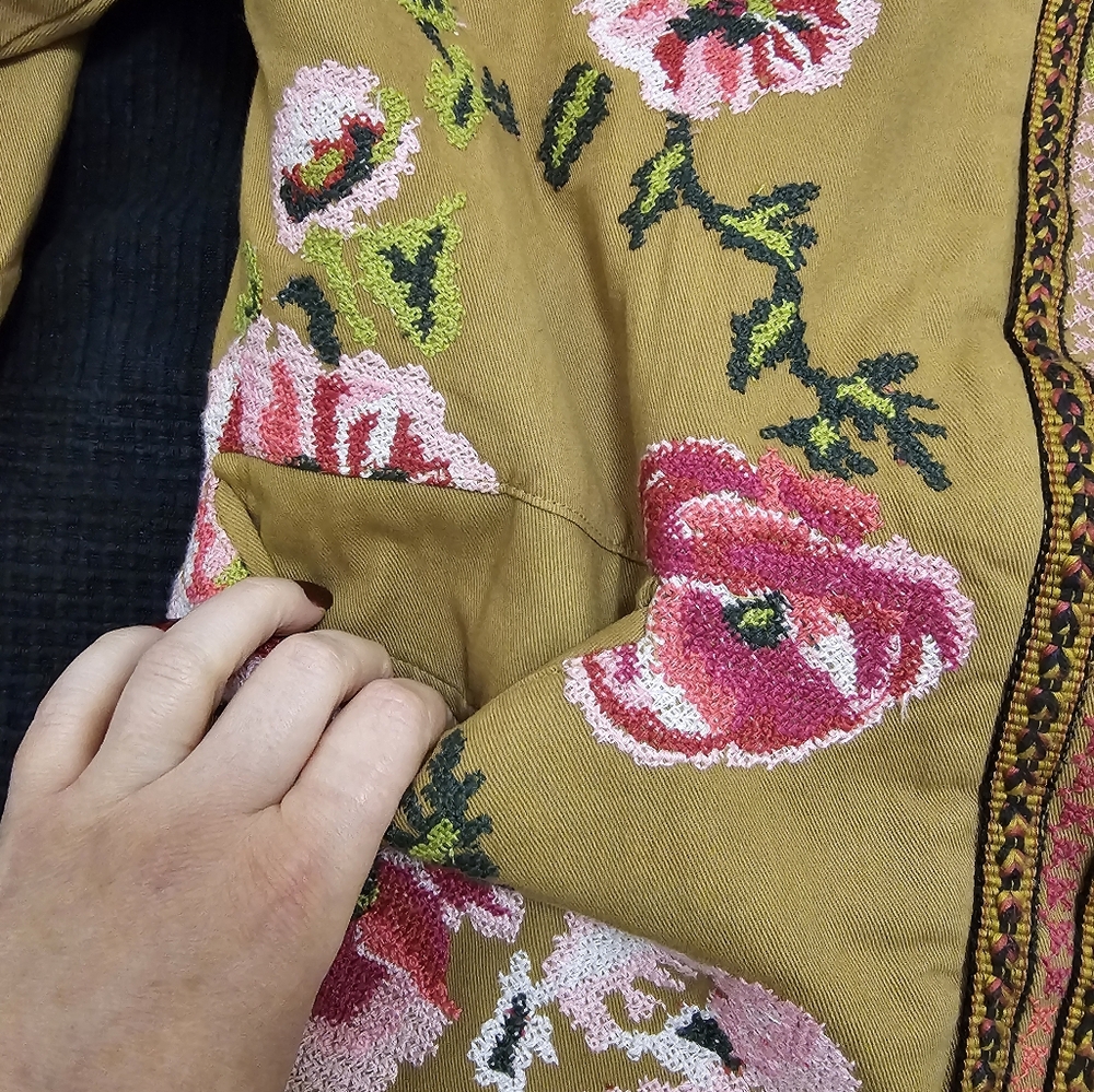 ANTHROPOLOGIE NWR Camo Embroidered Bomber Jacket - Picture 3 of 7